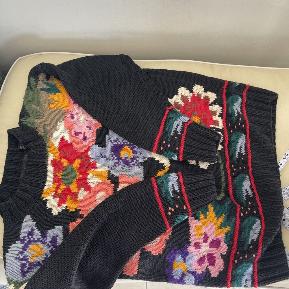 VTG 80s JJ Browne Black Multicolor floral hand Knit Sweater L - Picture 8 of 8